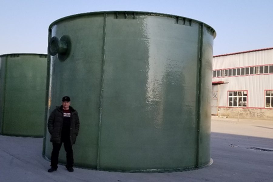 Feedwell for a thickener or clarifier