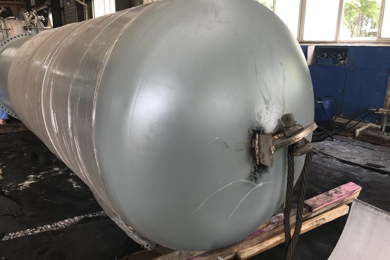 Large fabricated steel process vessel