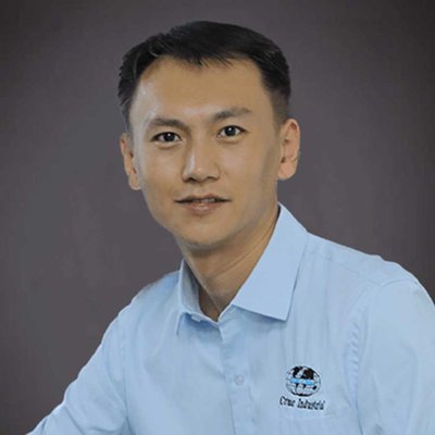 Zish Zhao, Director of Operations